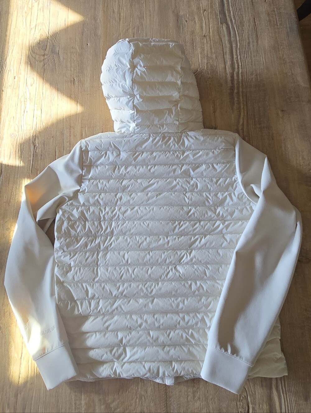 NWOT Lululemon Down and Around Jacket M - Picture 5 of 7
